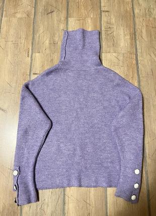 Жіночий светр