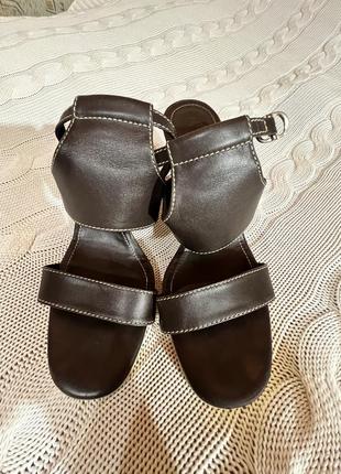 Босоножки tod’s