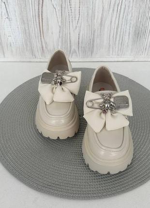 Классные туфли лоферы для девушек р.33-382 фото
