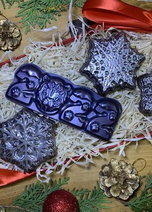 Шоколадный новогодний набор 2025. шоколадные новогодние подарки 2025. шоколадный набор на новый год 2025.