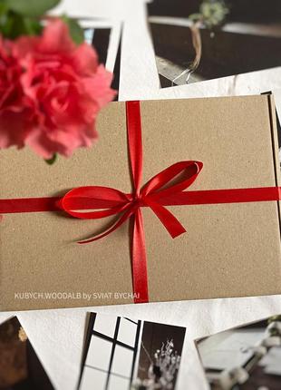 Деревянный альбом для фото с вашими надписями (инициалами) - подарок на свадьбу, годовщину отношений5 фото