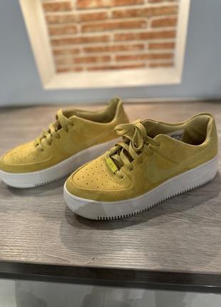 Кросівки nike air force 1 жіночі1 фото