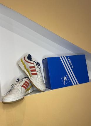 Оригинальные кроссовки adidas4 фото