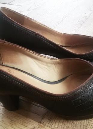 Туфлі шкіряні clarks5 фото