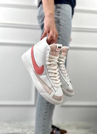 Кеди високі nike blazer white pink