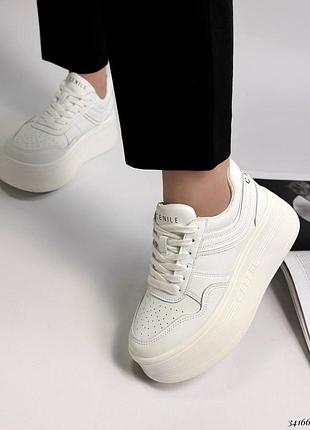 Кеди на високій підошві7 фото