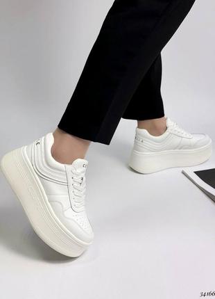 Кеди на високій підошві9 фото