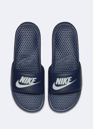 Чоловіче літнє взуття nike