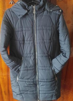 Пальто жіноче, 42 розміру