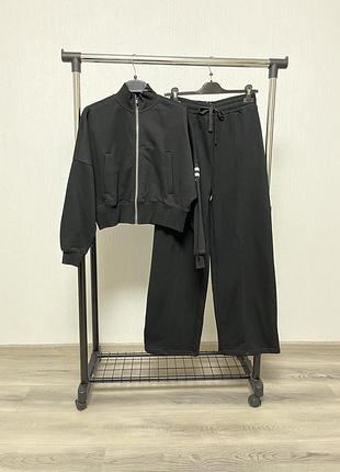 Спортивный костюм итальянского бренда lumina. размер s/m, m/l