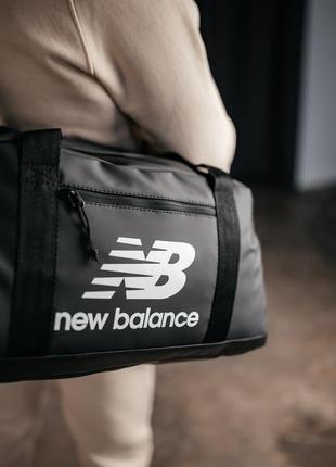 Спортивная сумка new balance чёрная мужская / женская дорожная сенда беланс под кожу5 фото