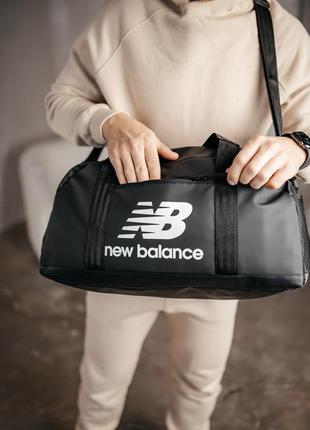 Спортивная сумка new balance чёрная мужская / женская дорожная сенда беланс под кожу6 фото