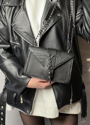 Женская кожаная сумка yves saint laurent черная сумочка на цепочке ysl reptile в подарочной упаковке7 фото