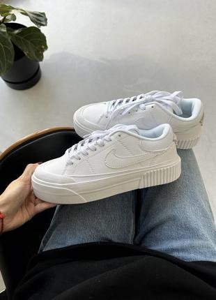 Классные женские кроссовки nike court legacy lift full white белые