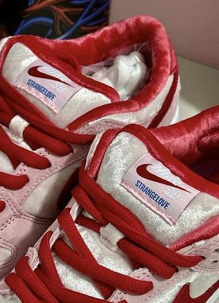 Кроссовки nike sb dunk low strangelove skateboards valentine's day