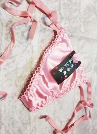 Трусики жіночі атласні на зв'язках.