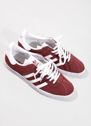 Кроссовки adidas gazelle red красные женские / мужские6 фото