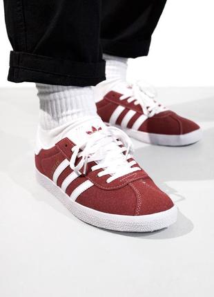 Кроссовки adidas gazelle red красные женские / мужские9 фото