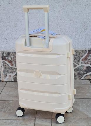 Чемодан чемодана nuri 208 100 % полиппилен4 фото