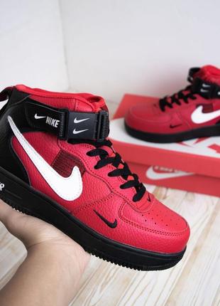 Розпродаж! nike air force 1 mid кросівки кеди жіночі червоні з чорним високі найк форс осінні весняні демісезонні демісезон шкіра шкіряні на липучці1 фото