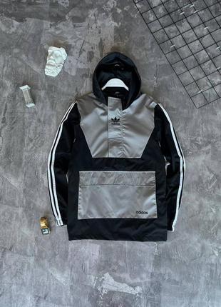 Куртка в стиле adidas