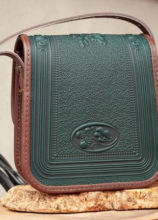 Зелена з коричневим шкіряна сумка через плече прямокутна з орнаментом тисненням етно7 фото