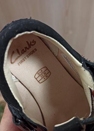 Туфли clarks кожа 5,5/22 р лаковые туфельки на девочку 14 см7 фото