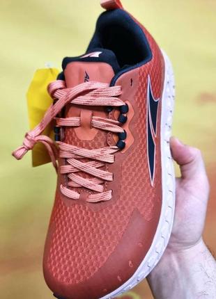 Кроссовки altra outroad 40р