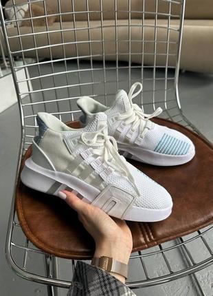 Классные женские кроссовки adidas eqt equipment white blue белые