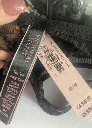 Трусики черные цветочные стринги оригинал victoria’s secret6 фото