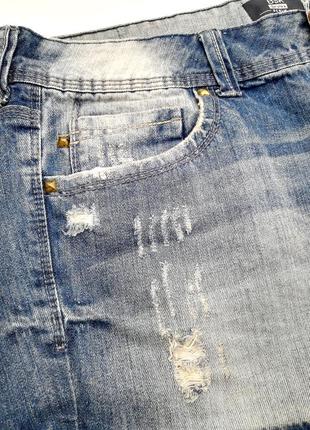 Потертые джинсовые шорты bershka голубые4 фото