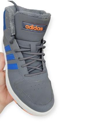 Высокие подростковые кроссовки adidas hoops mid 2.07 фото