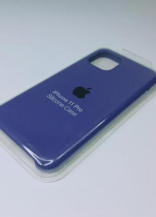 Чехол силиконовый silicone case для iphone 11 pro с матовой поверхностю микрофибра внутри фиолетовый цвет2 фото
