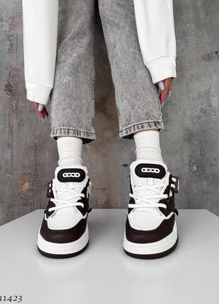Стильные и удобные кроссовки 
☑ цвет: коричневый+белый, экокожа/текстиль6 фото