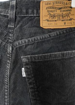 Боюки необроблений низ levi's