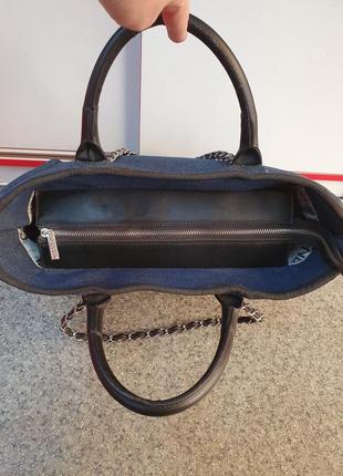Стильная , вместительная женская сумка с декоративной ручкой "цепочкой"5 фото