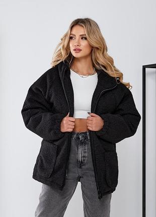 Утеплённое короткое пальто