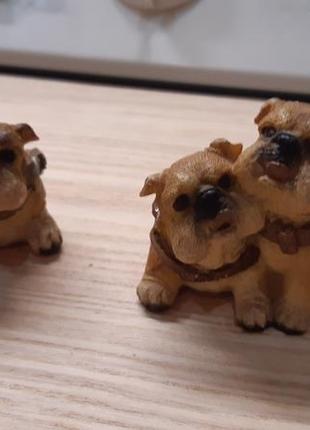 Коллекционные мини статуэтки, фигурки собаки-друзья "cat & dog" англия.1 фото