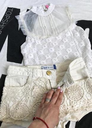 Стильні шорти bershka