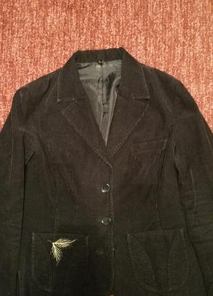 Стильний піджак вельветовий