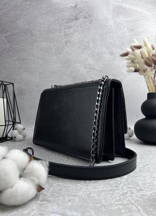 Женская кожаная сумка yves saint laurent черная сумочка на цепочке ysl square в подарочной упаковке4 фото