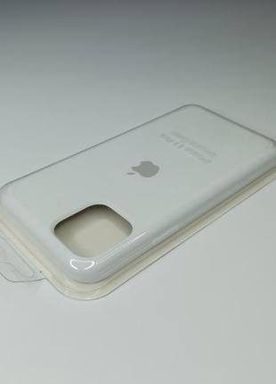 Чохол силіконовий silicone case для iphone 11 pro з матовою поверхнею мікрофібра всередині білий колір3 фото