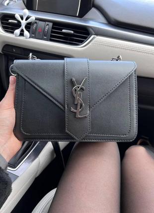 Женская кожаная сумка yves saint laurent черная сумочка на цепочке ysl в подарочной упаковке9 фото