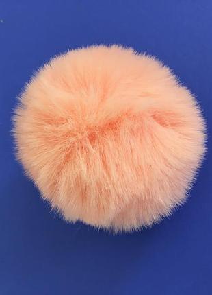 Пушистый розовый  брелок для ключей 7,5 см