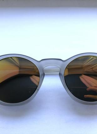 Сонцезахисні окуляри хамелеон1 фото