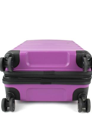 Качественный чемодан из полипропилена торговой марки "conwood"3 фото