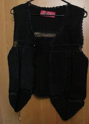 Жилетка з чиненої шкіри в'язане бохо