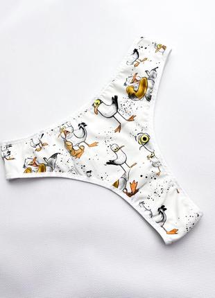 Принтовані жіночі трусики стрінги