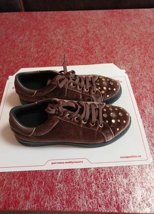 Ботинки фирменные