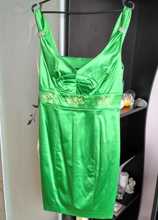 Платье коктейльное изумрудное
